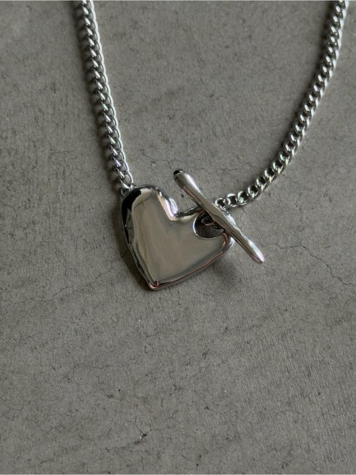 Other NyuNyu Korean Silver Heart Toggle Necklace / silver Size ONE SIZE - 3 Thumbnail