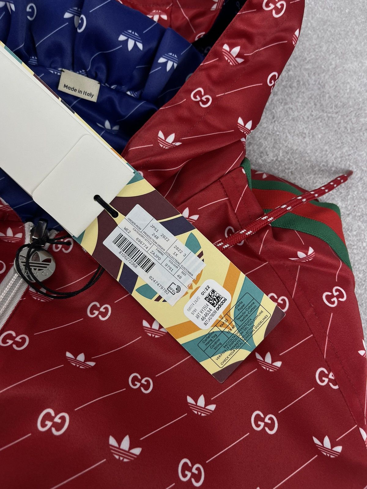 Gucci Adidas x Gucci Reversible Jacket Red/Blue Size 40 | Grailed