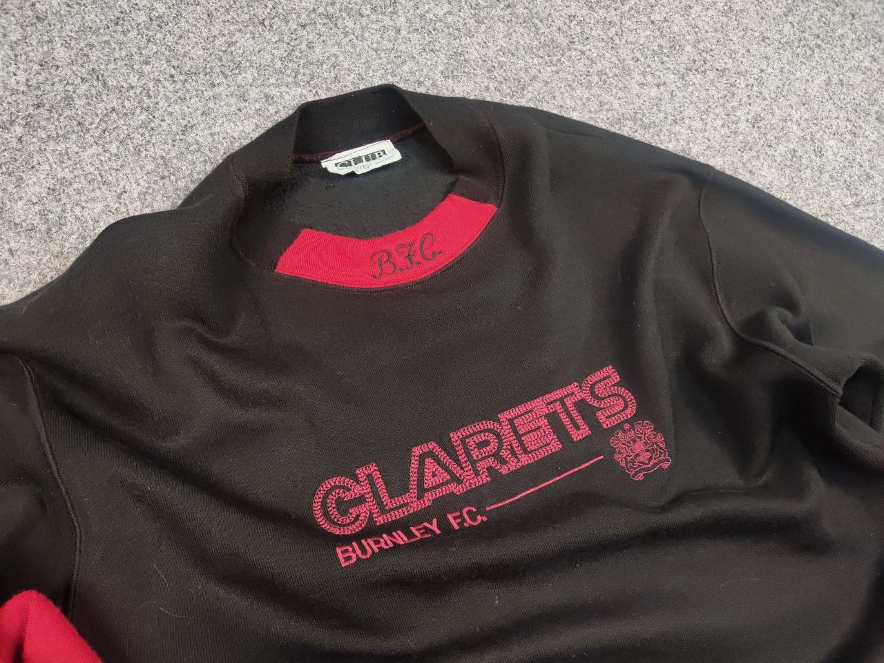 Vintage Vintage Burnley football Club Authentic Clarets Sweatshirt Size US M / EU 48-50 / 2 - 12 Thumbnail