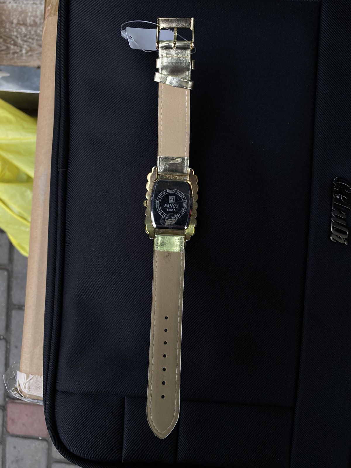 Vintage Luxury Rhinestone Gold Watch – Statement Piece Size ONE SIZE - 5 Thumbnail