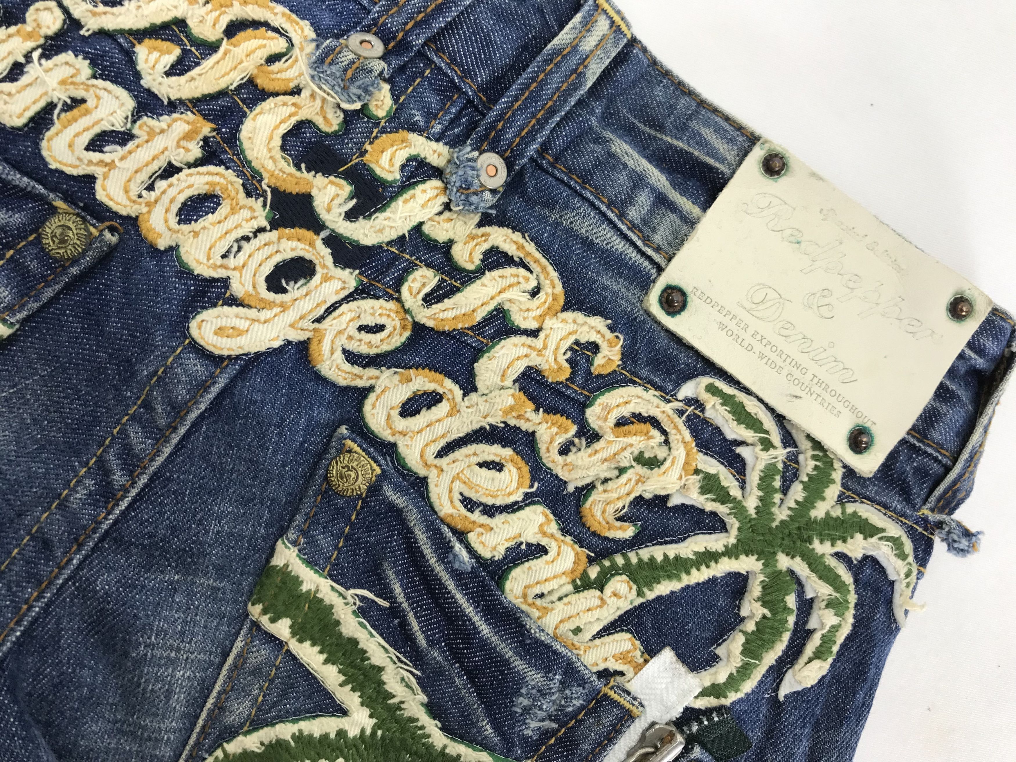 Japanese Brand Vintage Red Pepper Denim Embroidered Flare Jeans Size 25" / US 0 / IT 36 - 11 Thumbnail