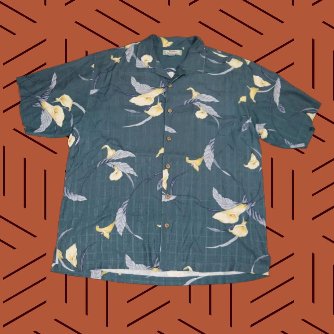 Tommy Bahama VINTAGE Tommy Bahama MENS Shirt L Blue Floral 100% Silk Short Sleeve Hawaiian Button-Up Collared with Pocket Mens Size US L / EU 52-54 / 3 - 1 Thumbnail