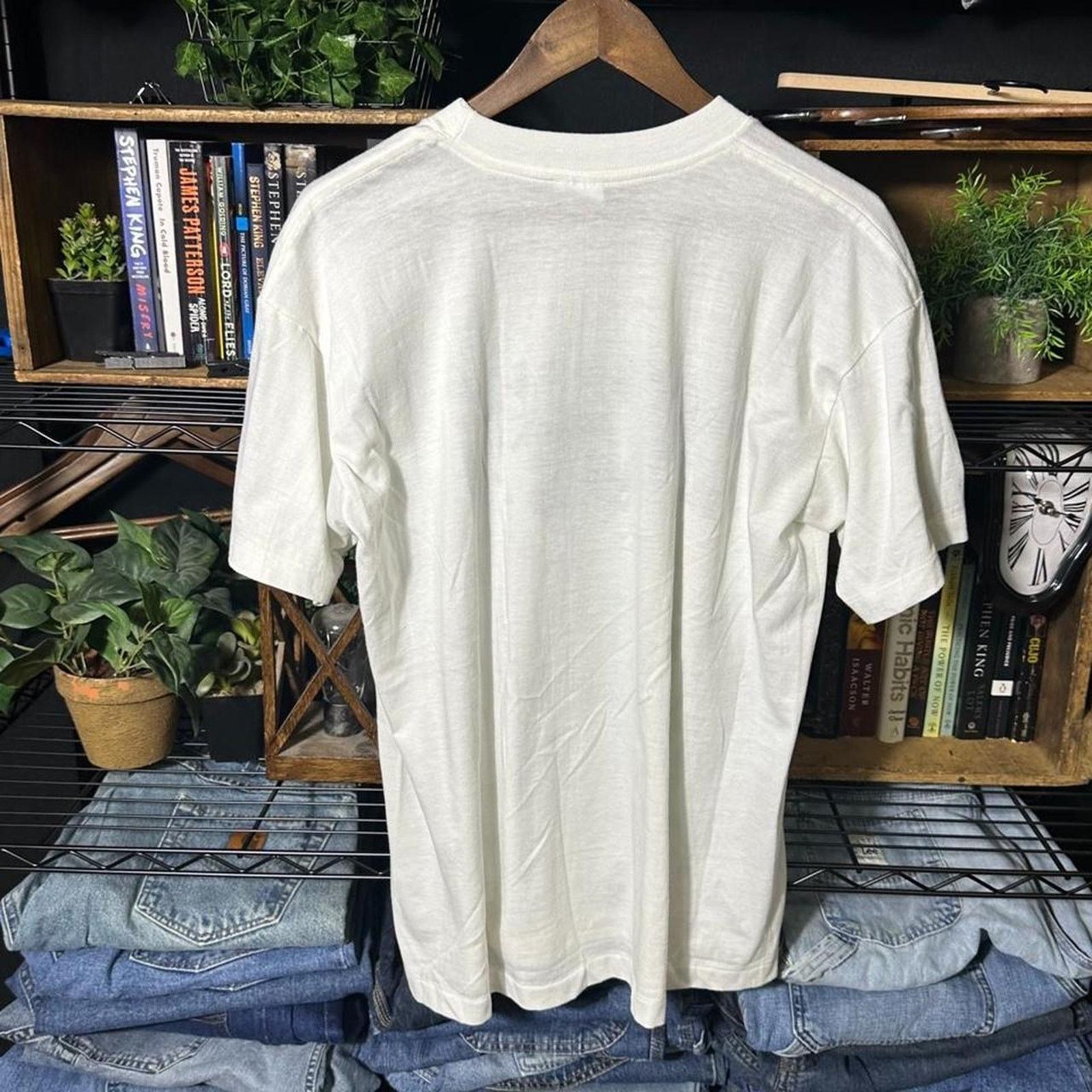 Fruit Of The Loom Vintage 90s Single Stitch Cancun Mexico Tee Mens XL Shirt Size US XL / EU 56 / 4 - 2 Thumbnail