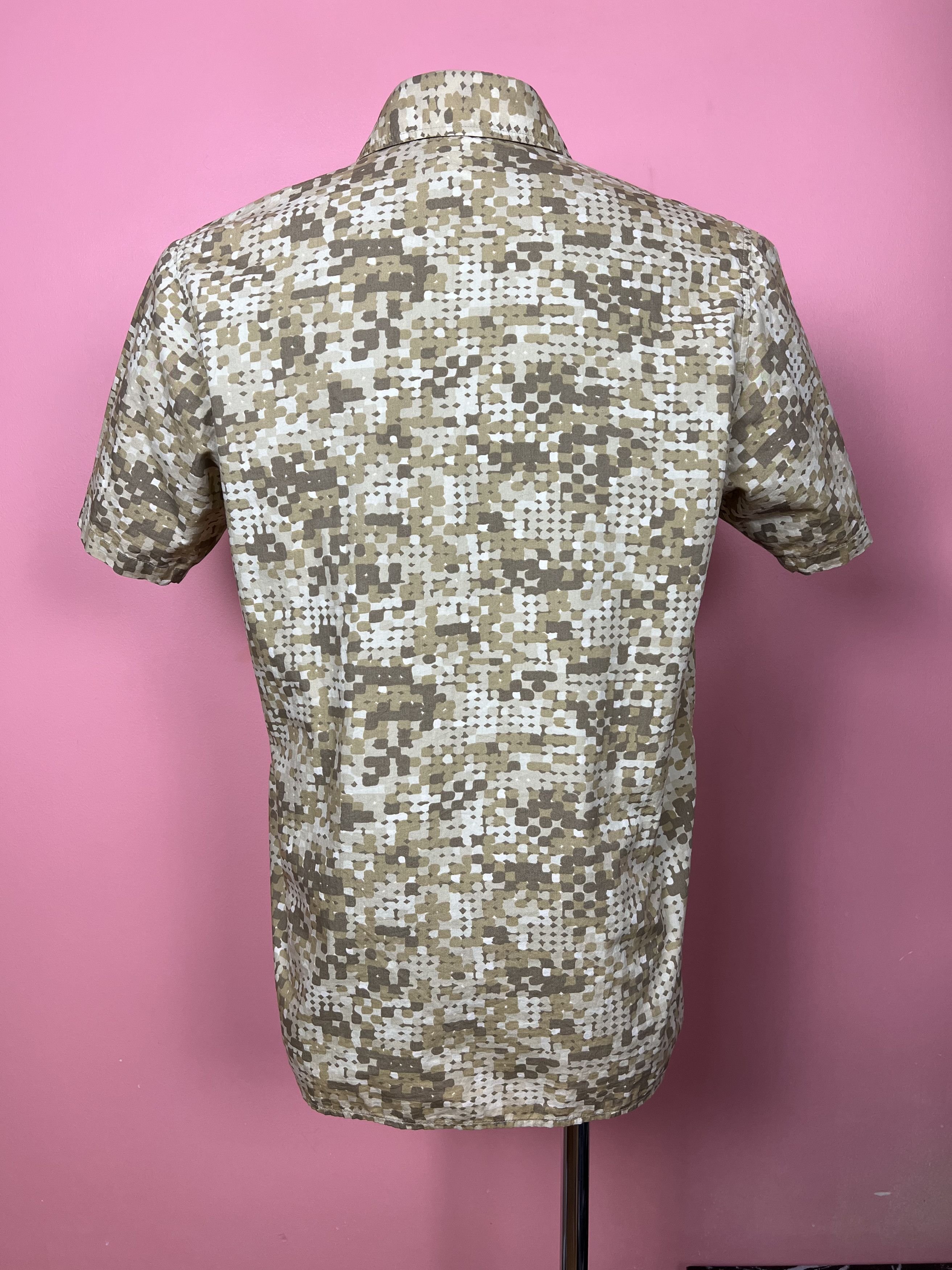 Carhartt carhartt streetwear shirt button ups sort sleeve camo Size US M / EU 48-50 / 2 - 2 Thumbnail