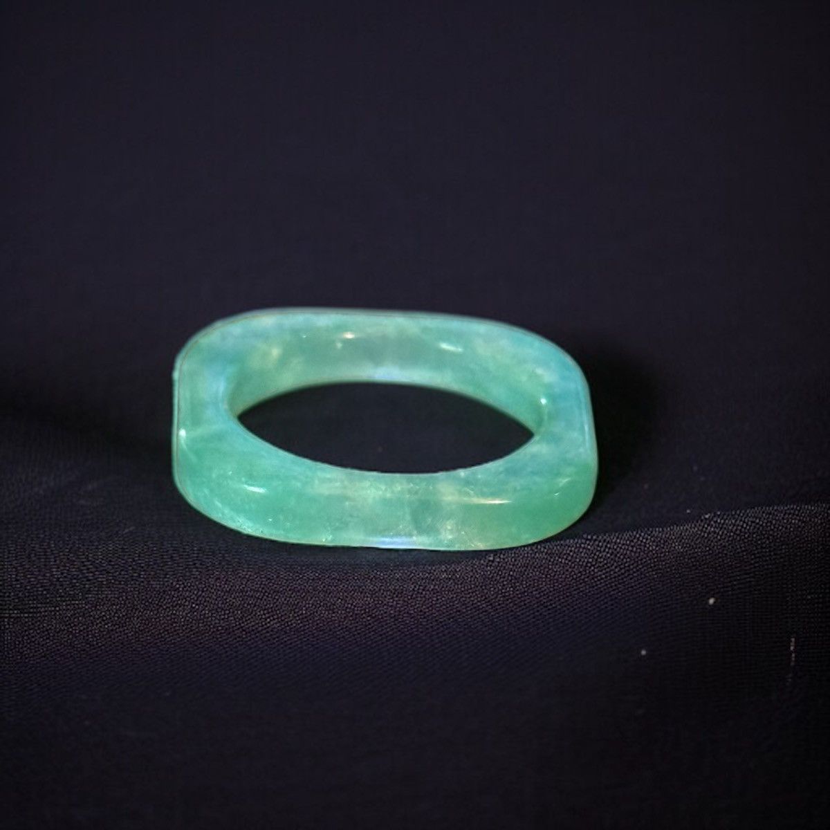 Vintage Vintage acrylic aqua shimmery square band ring Size ONE SIZE - 1 Thumbnail