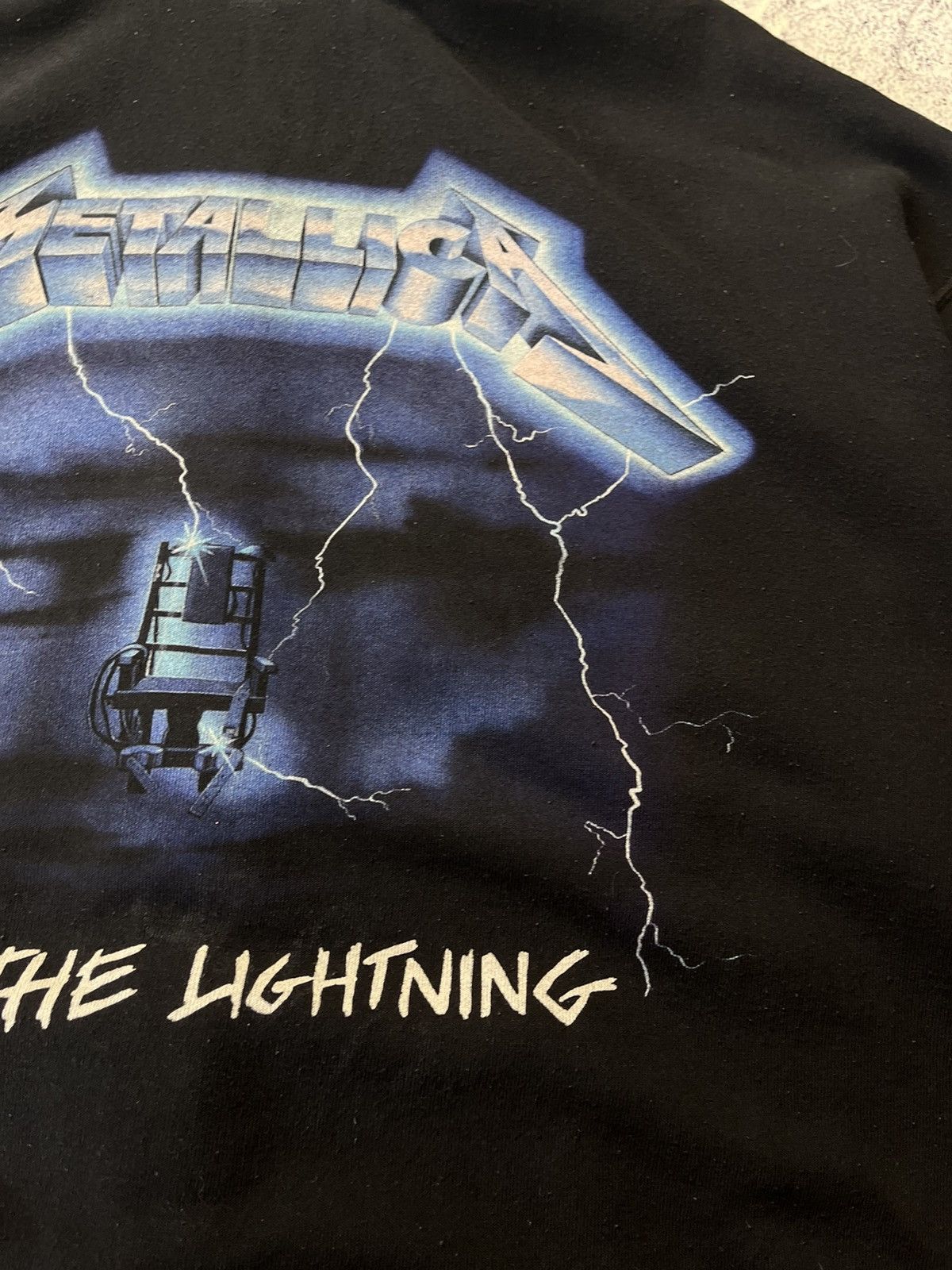 Band Tees Metallica 2017 hoodie RIDE THE LIGHTNING hooded sweatshirt Size US XXL / EU 58 / 5 - 21 Thumbnail