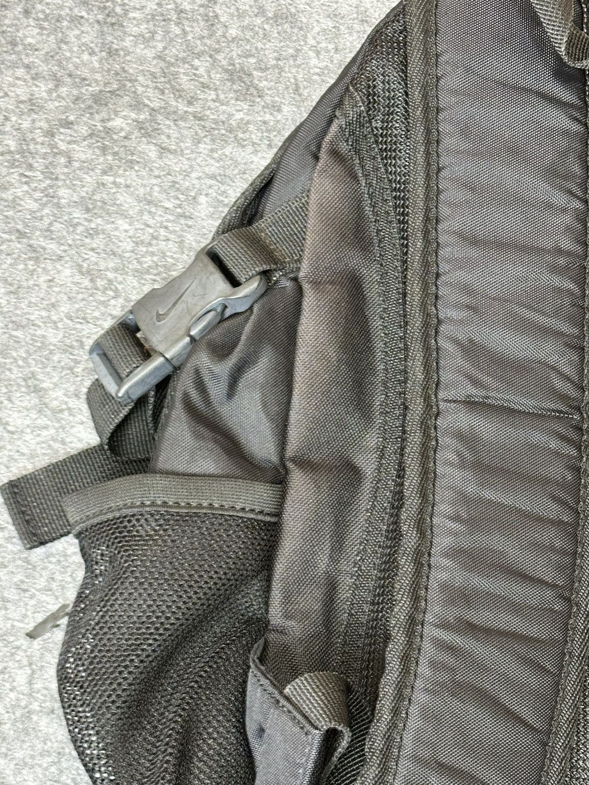 Nike Nike Y2K archive backpack with mesh side pockets. Size ONE SIZE - 6 Thumbnail