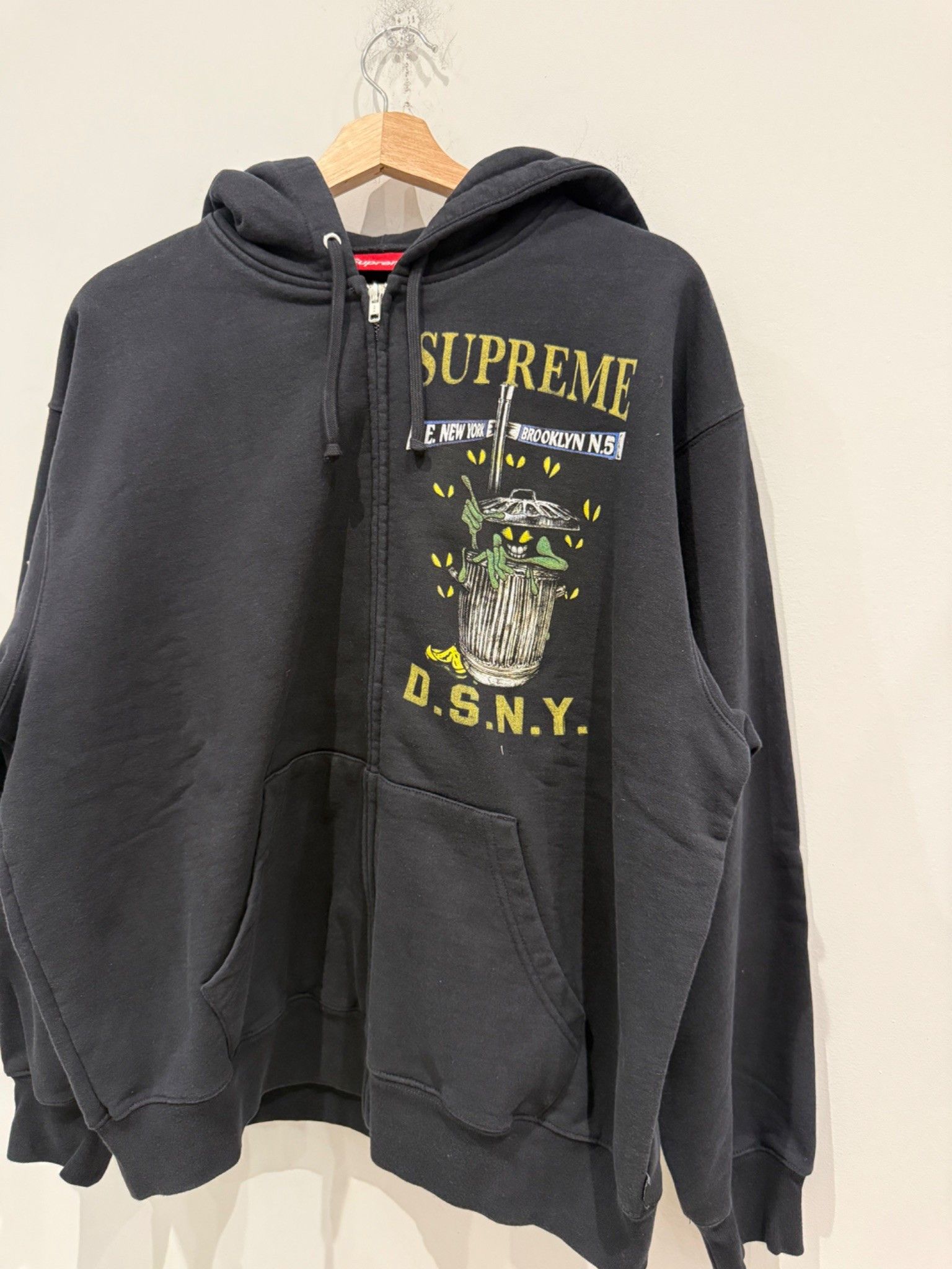 Supreme Supreme DSNY Zip Up Hooded Sweatshirt Black Size US M / EU 48-50 / 2 - 4 Thumbnail