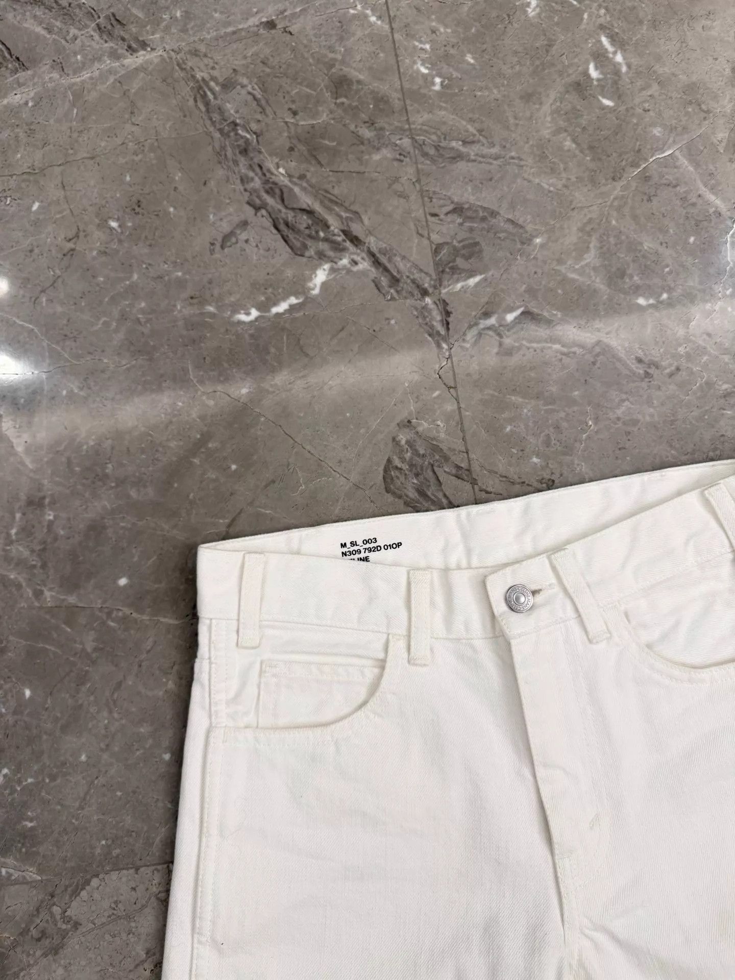 Celine Celine Hedi Slimane 003 Straight White Jeans 27 Size 27" / US 4 / IT 40 - 3 Thumbnail