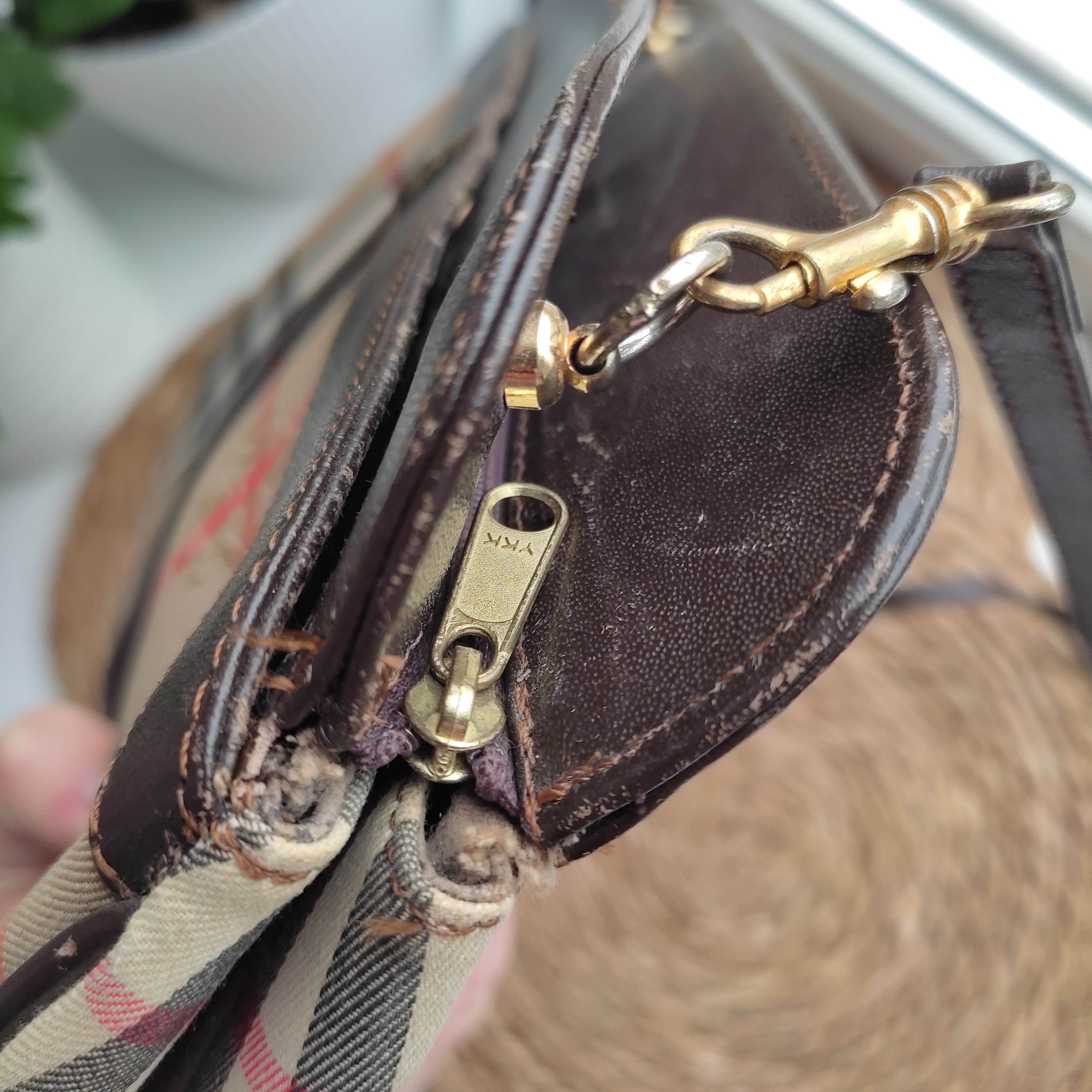 Burberry Burberry Burberrys Front Pocket Zip Crossbody vintage bag Size ONE SIZE - 9 Thumbnail