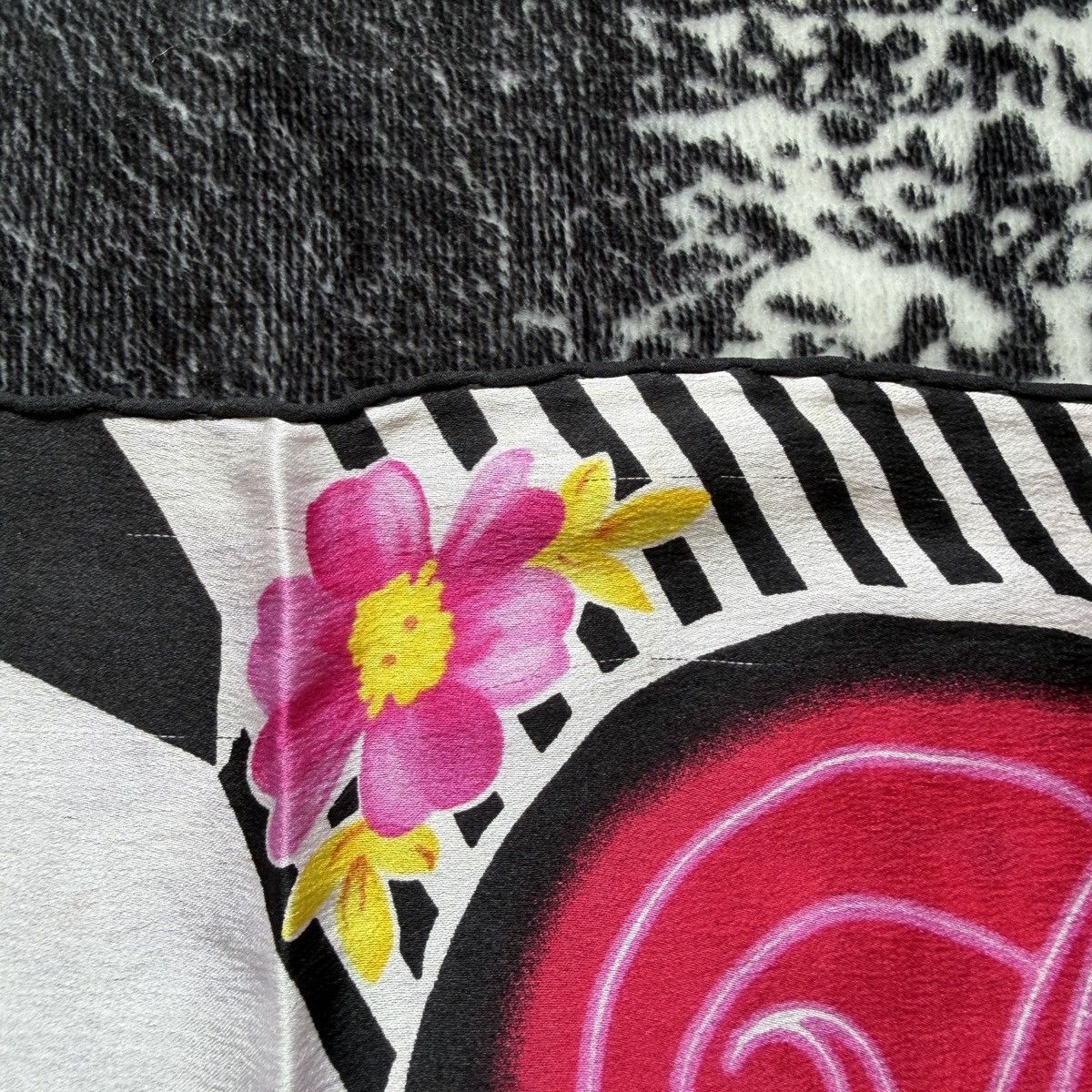 Dior SS04 Dior Dolls by John Galliano Scarf Size ONE SIZE - 6 Thumbnail