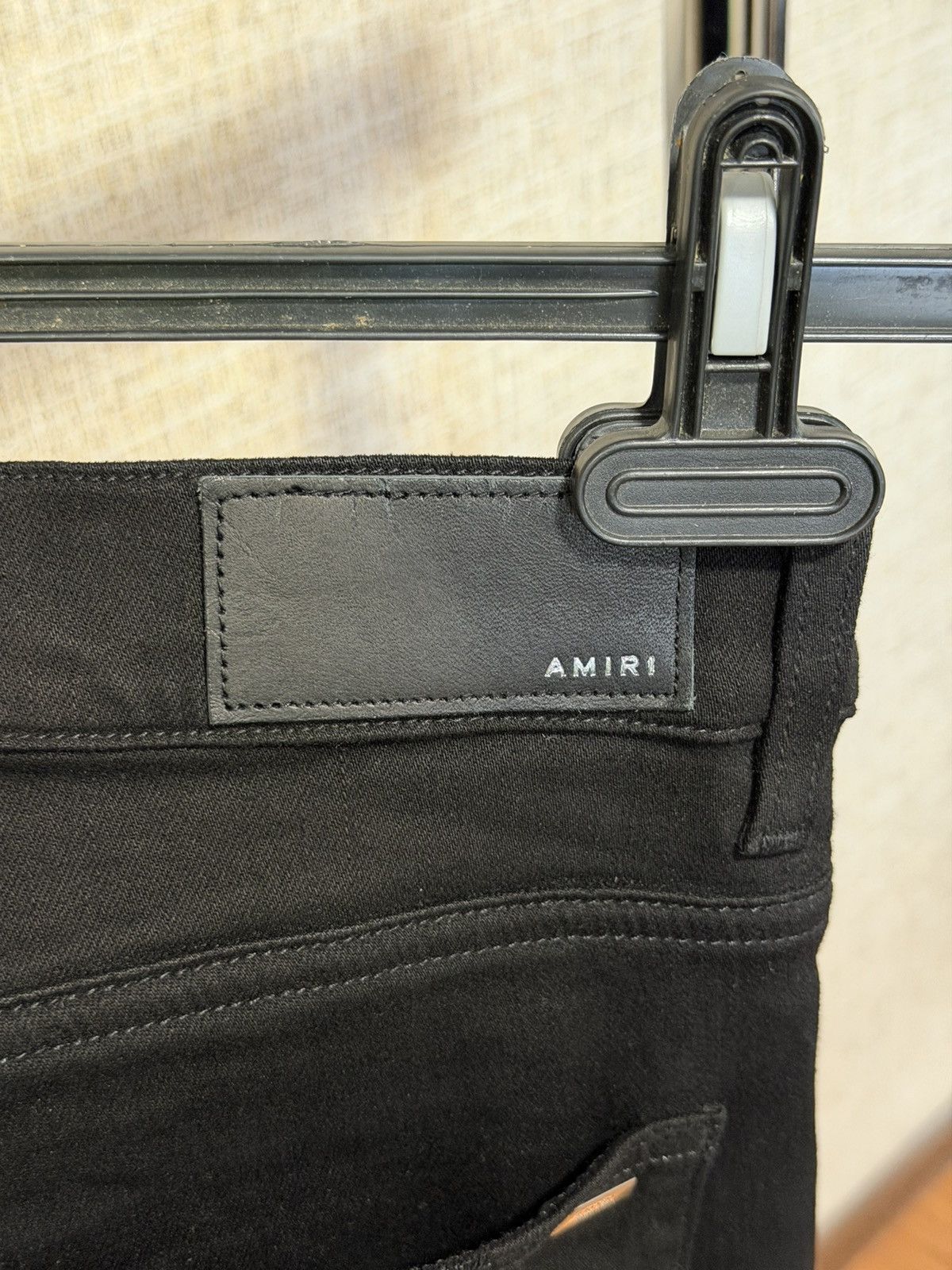 Amiri AMIRI THRASHER PLUS BLACK DISTRESSED SLIM FIT JEANS Size US 32 / EU 48 - 12 Thumbnail