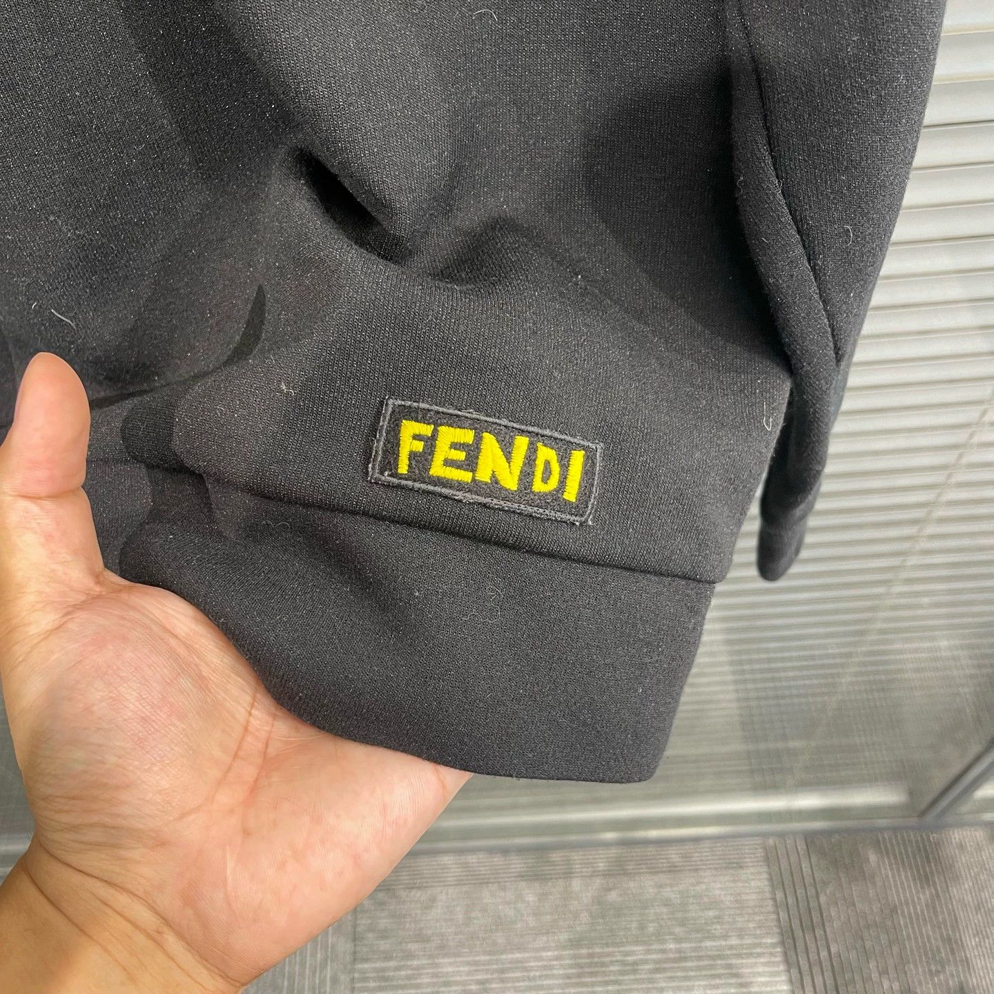 Fendi Fendi Monster Black LS Sweatshirt 46 99 New #11 Size US S / EU 44-46 / 1 - 5 Thumbnail