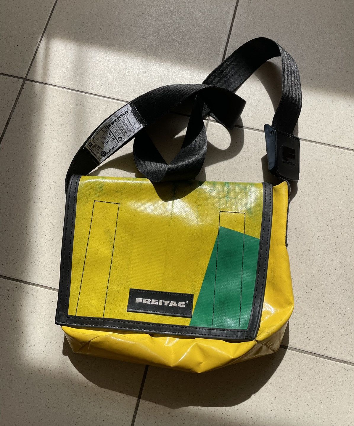 Y2K Freitag Messenger Crossbody 2In1 Bag in Yellow, Men's