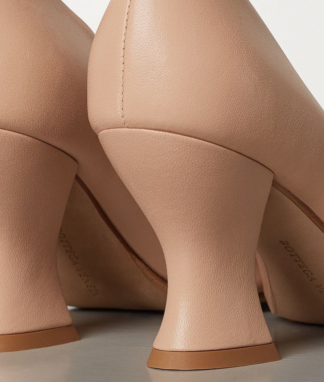 Bottega Veneta o1y0725 Leather Square Heel Pumps in Blush Size US 11 / IT 41 - 4 Thumbnail
