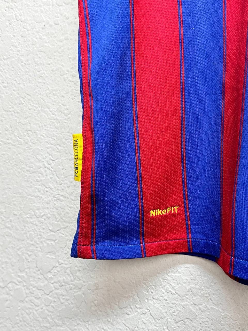 Nike FC Barcelona 2009–10 Home Jersey Piqué #3 Nike Era Champion Size US S / EU 44-46 / 1 - 9 Thumbnail