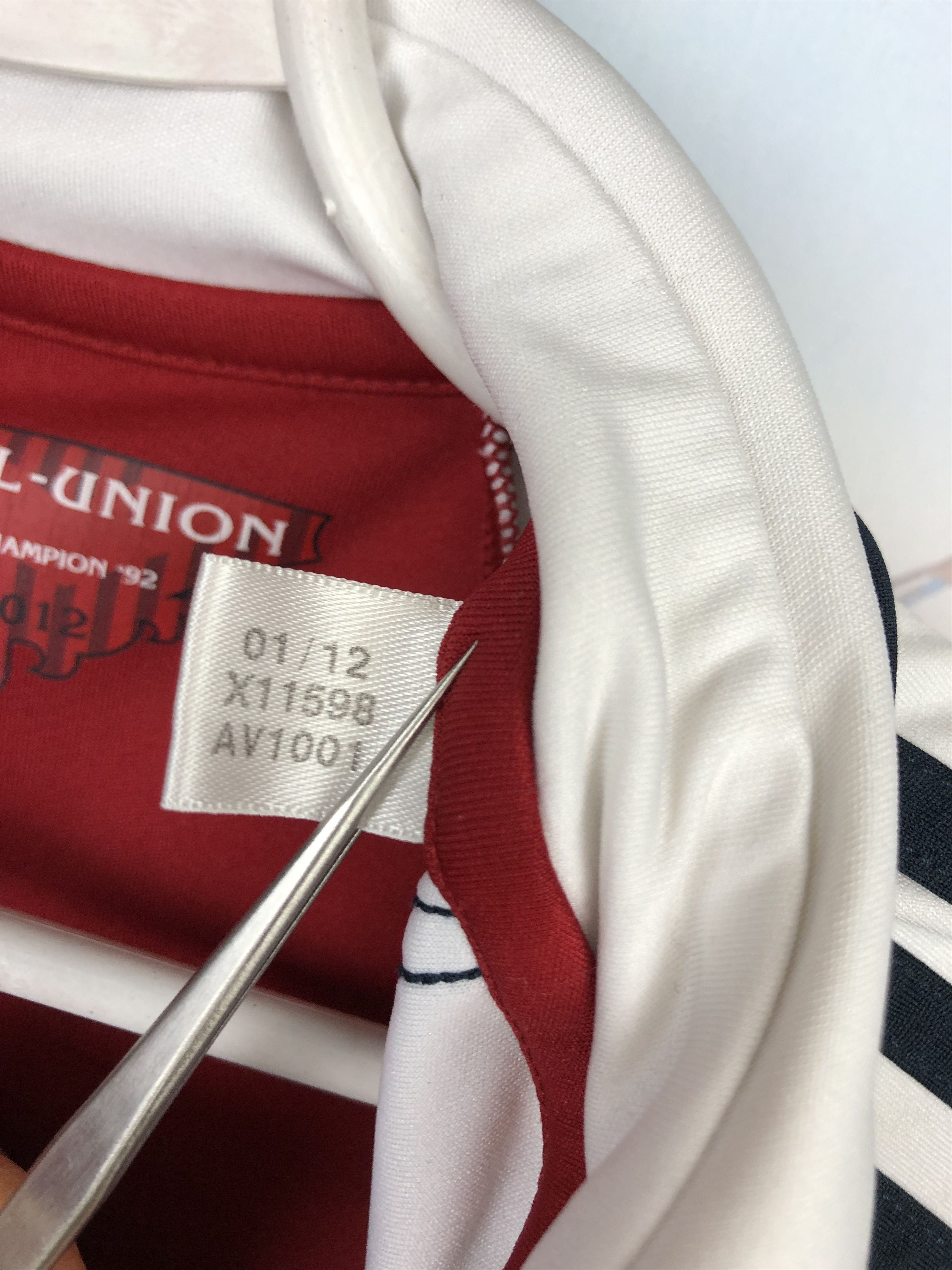 Adidas Denmark Home football shirt 2012 Soccer Adidas EURO Jersey Size US L / EU 52-54 / 3 - 8 Thumbnail