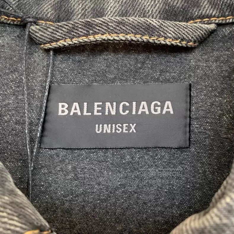 Balenciaga Balenciaga Dragon Year Limited Edition Sanskrit Jeans Jack Size US S / EU 44-46 / 1 - 2 Thumbnail