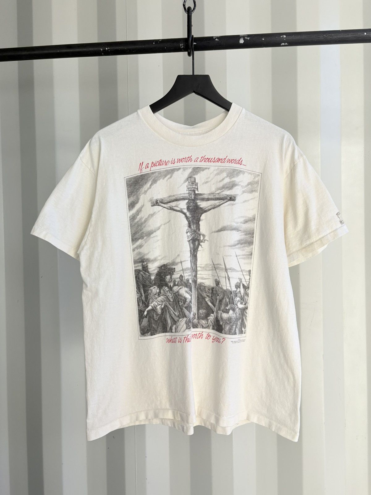 Vintage Vintage Jesus Living Epistles Shirt Thrashed Faded Grunge Size US XL / EU 56 / 4 - 1 Thumbnail