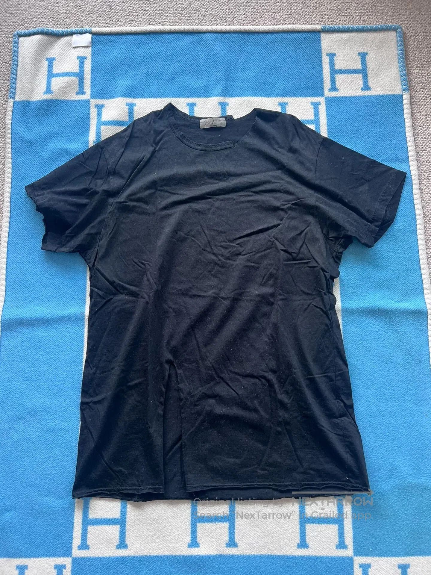 Yohji Yamamoto yohji yamamoto black tee with side slits. Size US M / EU 48-50 / 2 - 1 Thumbnail