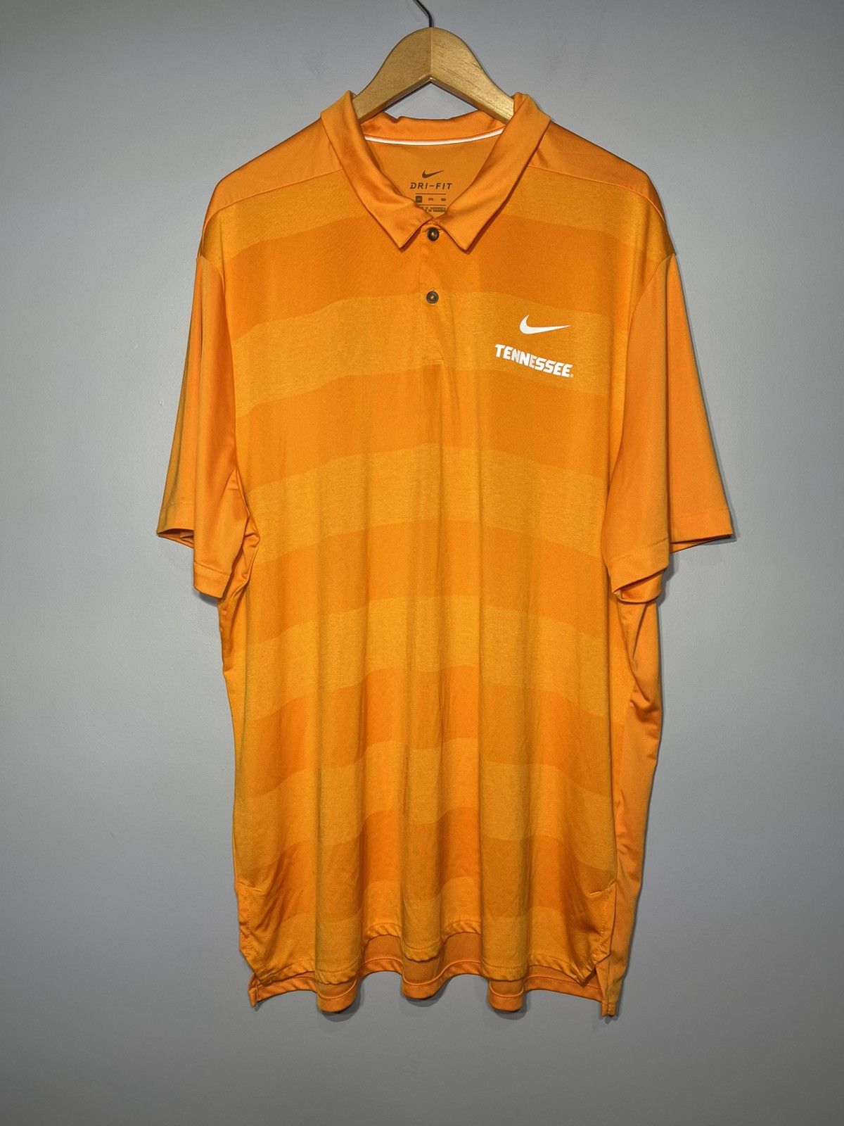 Nike Nike Dri-FIT NCAA Tennessee Volunteers Polo Shirt Men’s 3XL Size US XXL / EU 58 / 5 - 2 Thumbnail