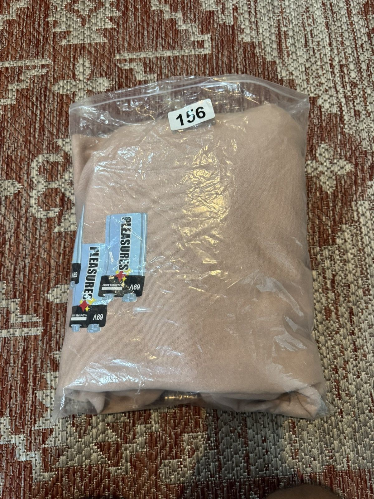 Pleasures Pleasures Battery Hoodie Peach Hoodie DSWNT Sz L Size US L / EU 52-54 / 3 - 5 Thumbnail
