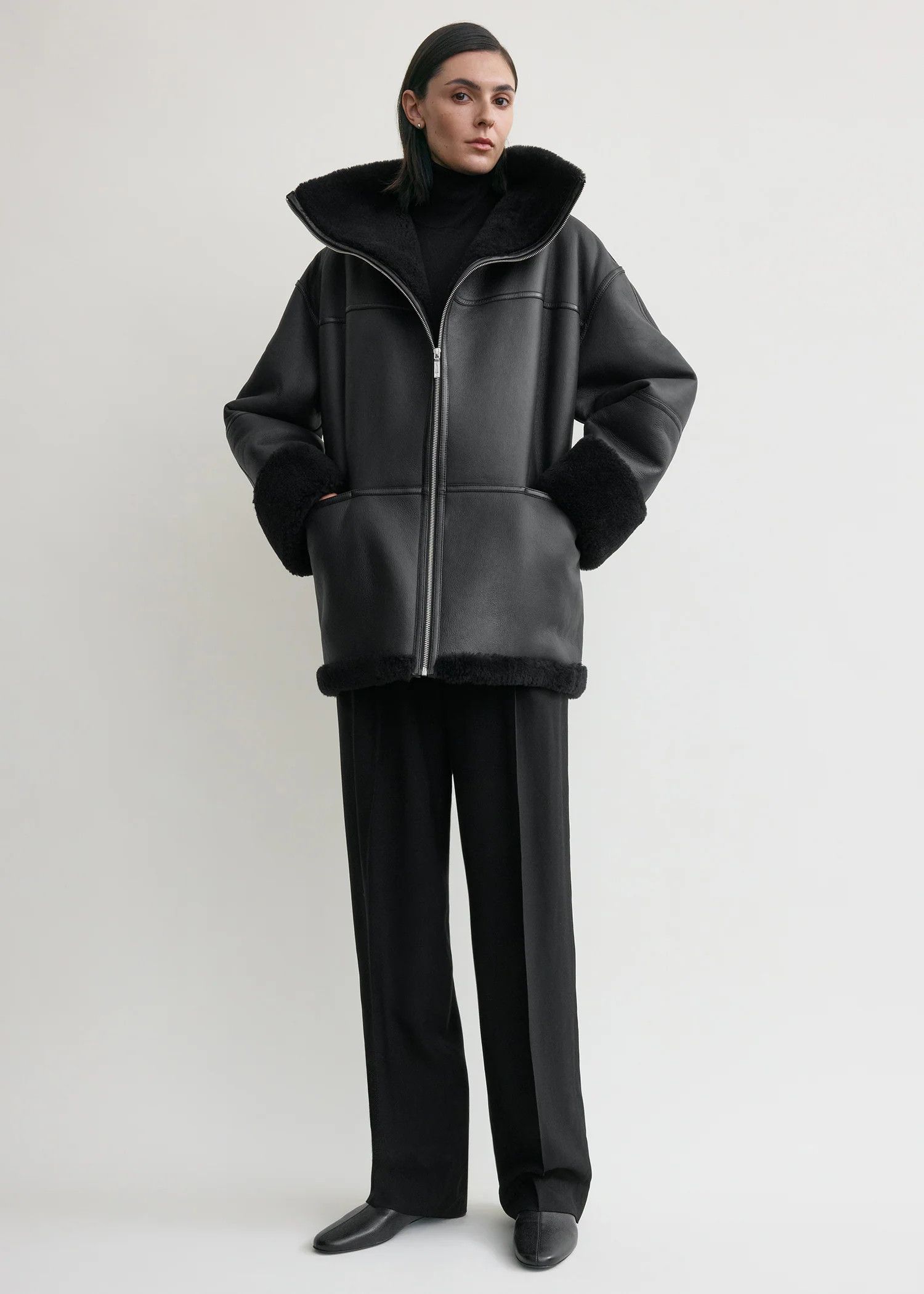 Toteme Toteme SIGNATURE SHEARLING JACKET BLACK Leather Jacket Size XS / US 0-2 / IT 36-38 - 1 Thumbnail