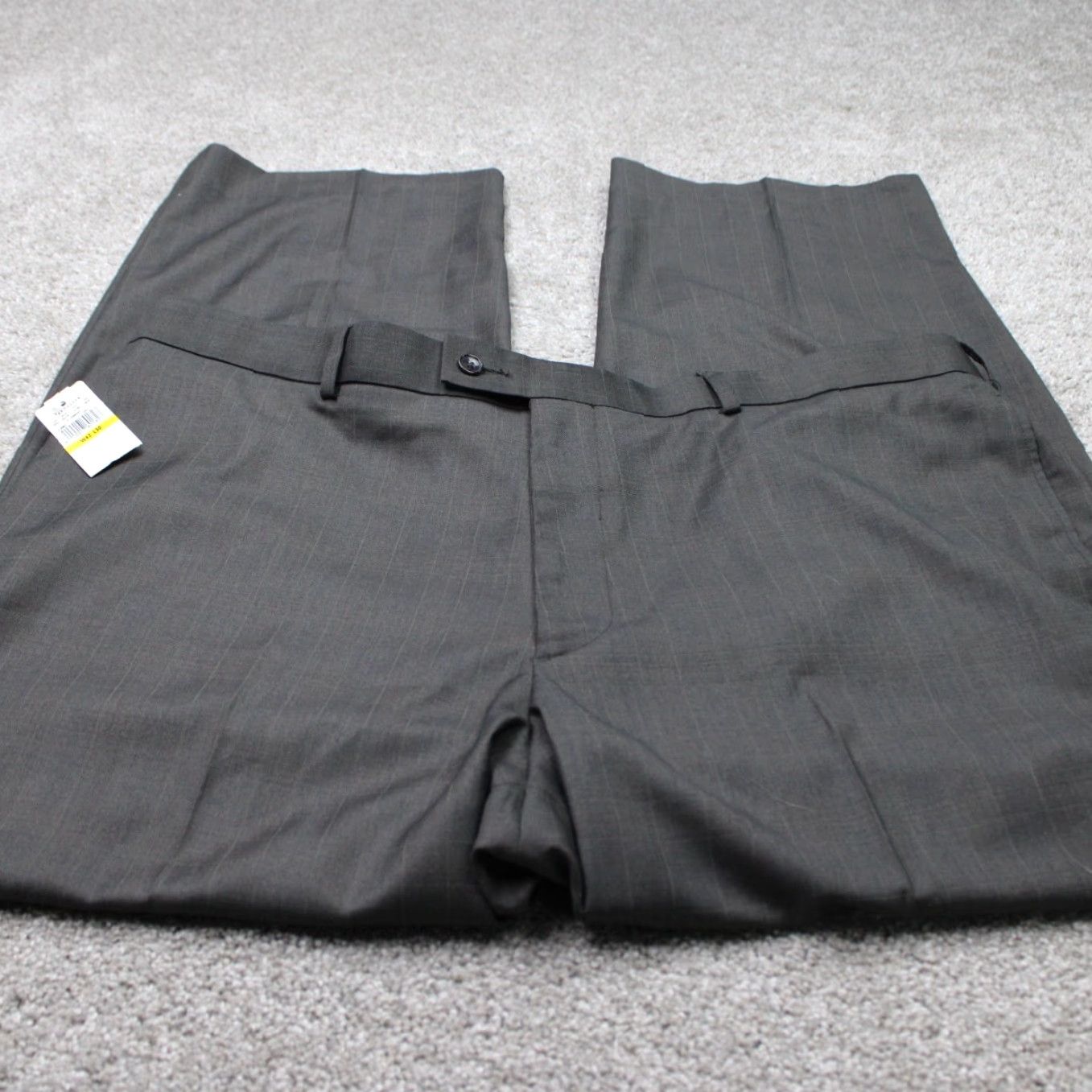 Van Heusen Van Heusen Dress Pants Men 42x30 Gray Check Flat Front Wrinkle Resistant Size US 42 / EU 58 - 2 Thumbnail