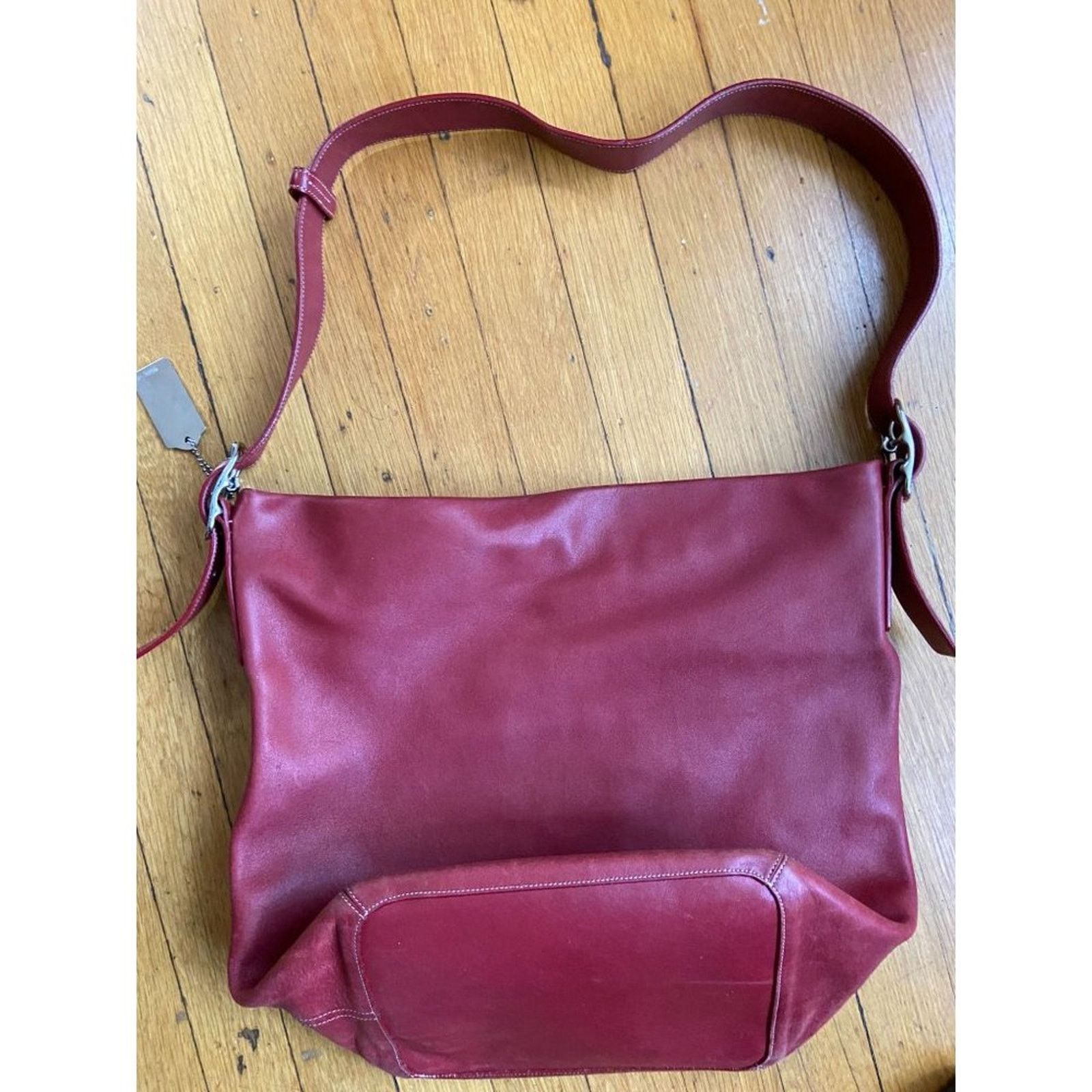 Coach Coach Beautiful Red Bucket Handbag Size ONE SIZE - 6 Thumbnail