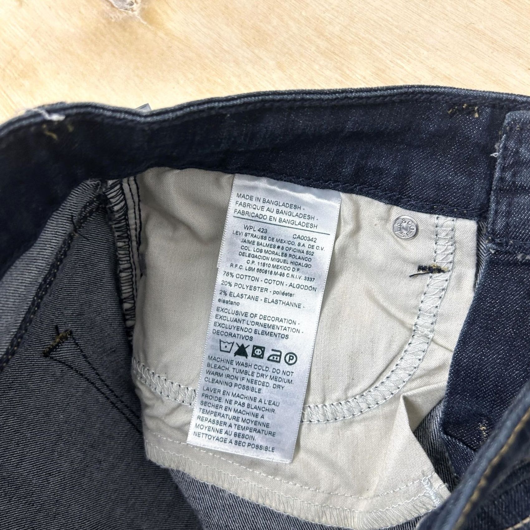 Denizen DENIZEN from Levi's Jeans Womens 2 Dark Wash Slim Stretch Denim Crop Size 26" / US 2 / IT 38 - 3 Thumbnail