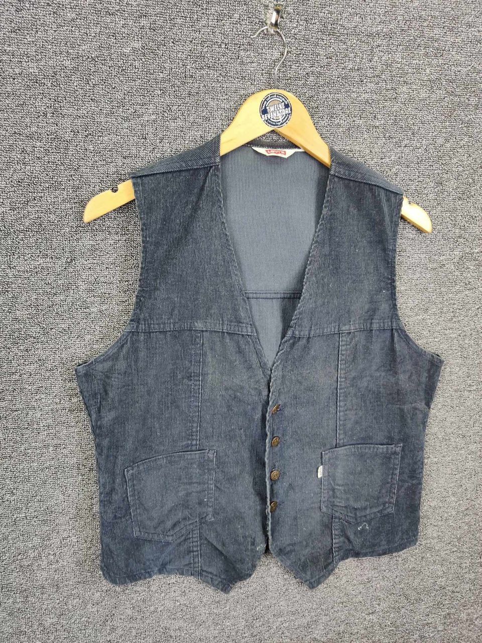 Levi's Vintage Clothing Vintage 90's Levis Corduroy Button Ups Vest Size US M / EU 48-50 / 2 - 5 Thumbnail