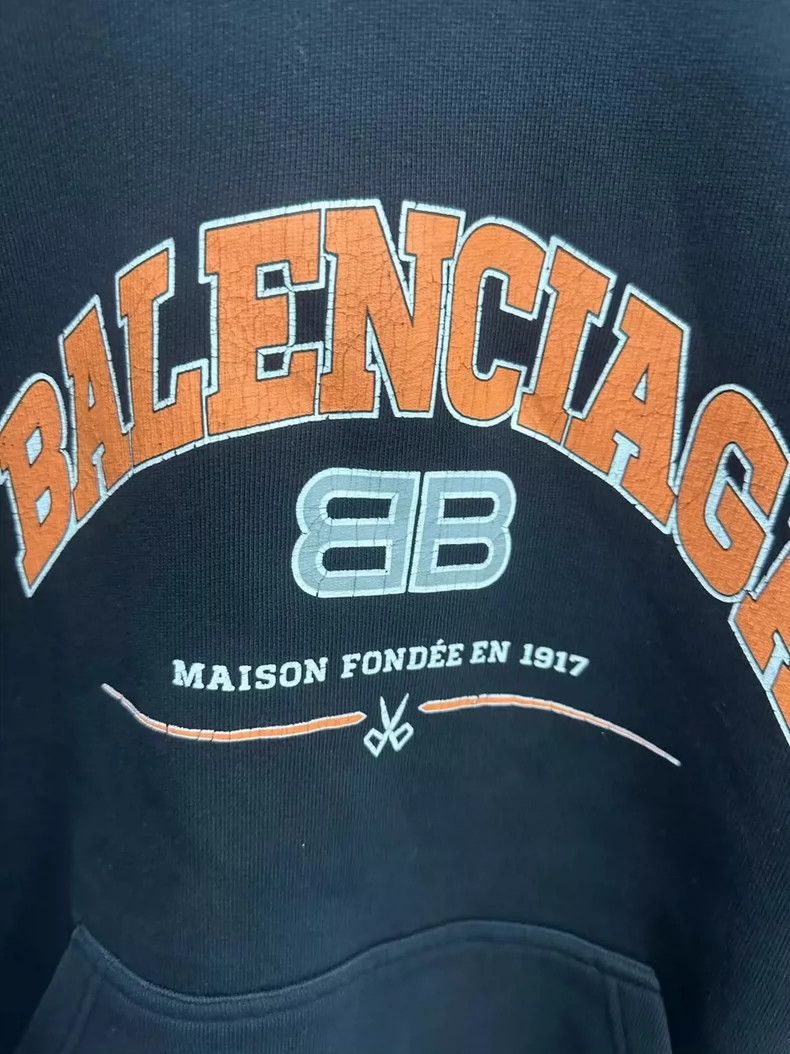 Balenciaga Balenciaga Scissors double B to make old sweater Size US M / EU 48-50 / 2 - 3 Thumbnail
