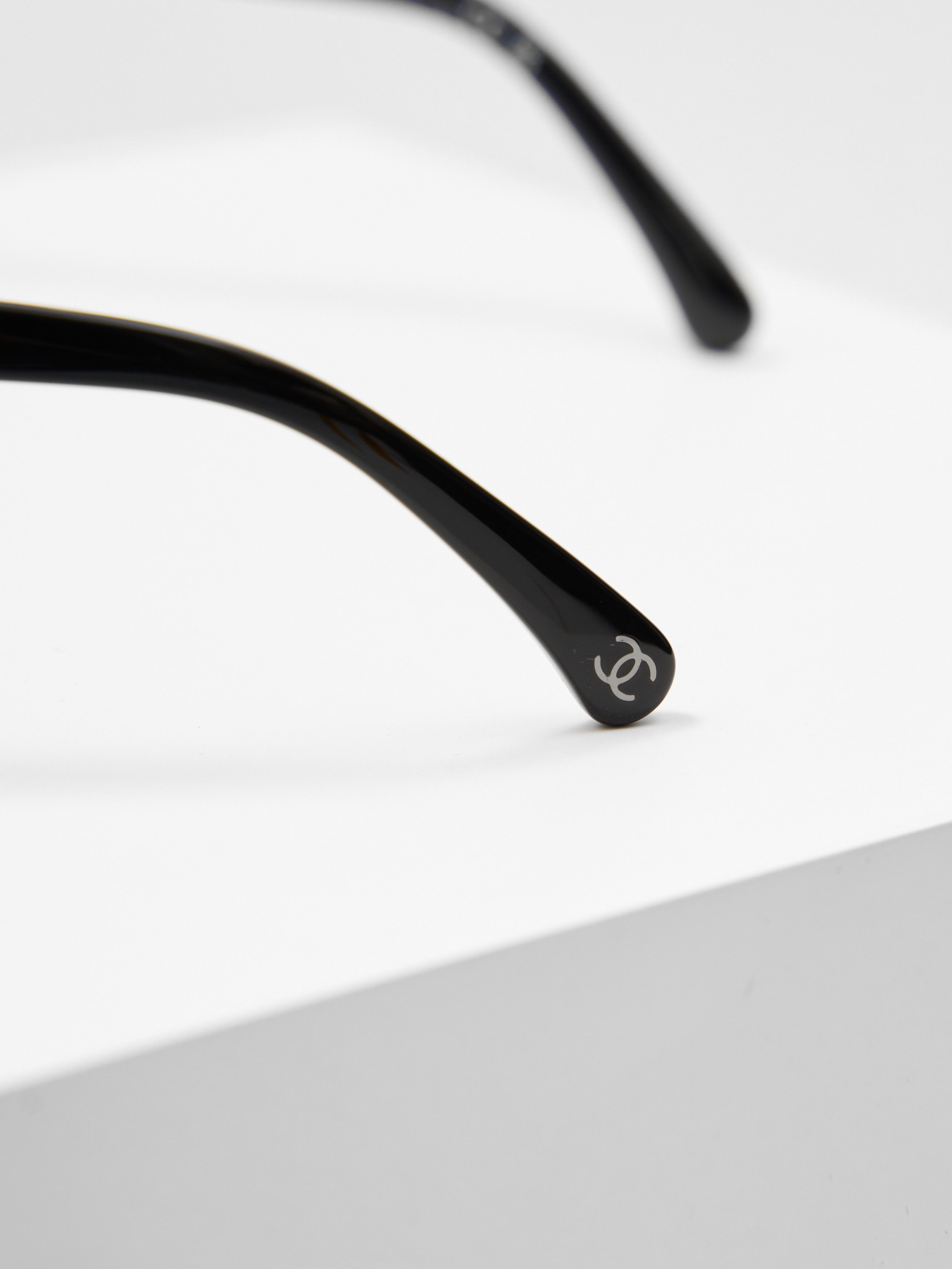 Chanel Chanel 5548-Q Rectangle Sunglasses Size ONE SIZE - 6 Thumbnail