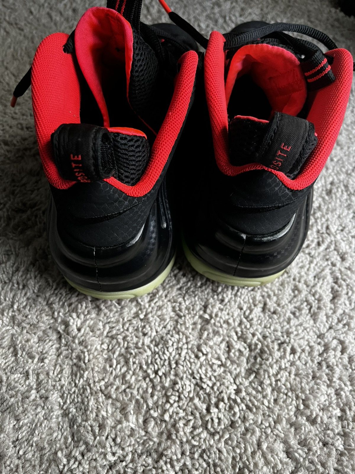 Nike NIKE AIR FOAMPOSITE PRO PREMIUM SOLAR RED BLACKLASER (Yeezy) Size US 11 / EU 44 - 7 Thumbnail