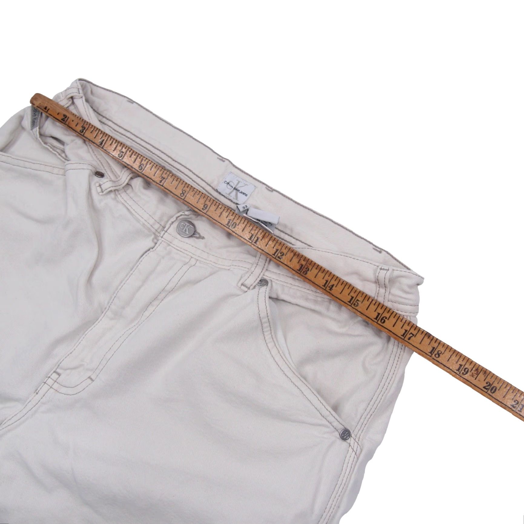 Calvin Klein VINTAGE Calvin Klein Mens Jean Shorts 33 Tan Y2k Patch 9/10 Shirts? Size US 33 - 5 Thumbnail