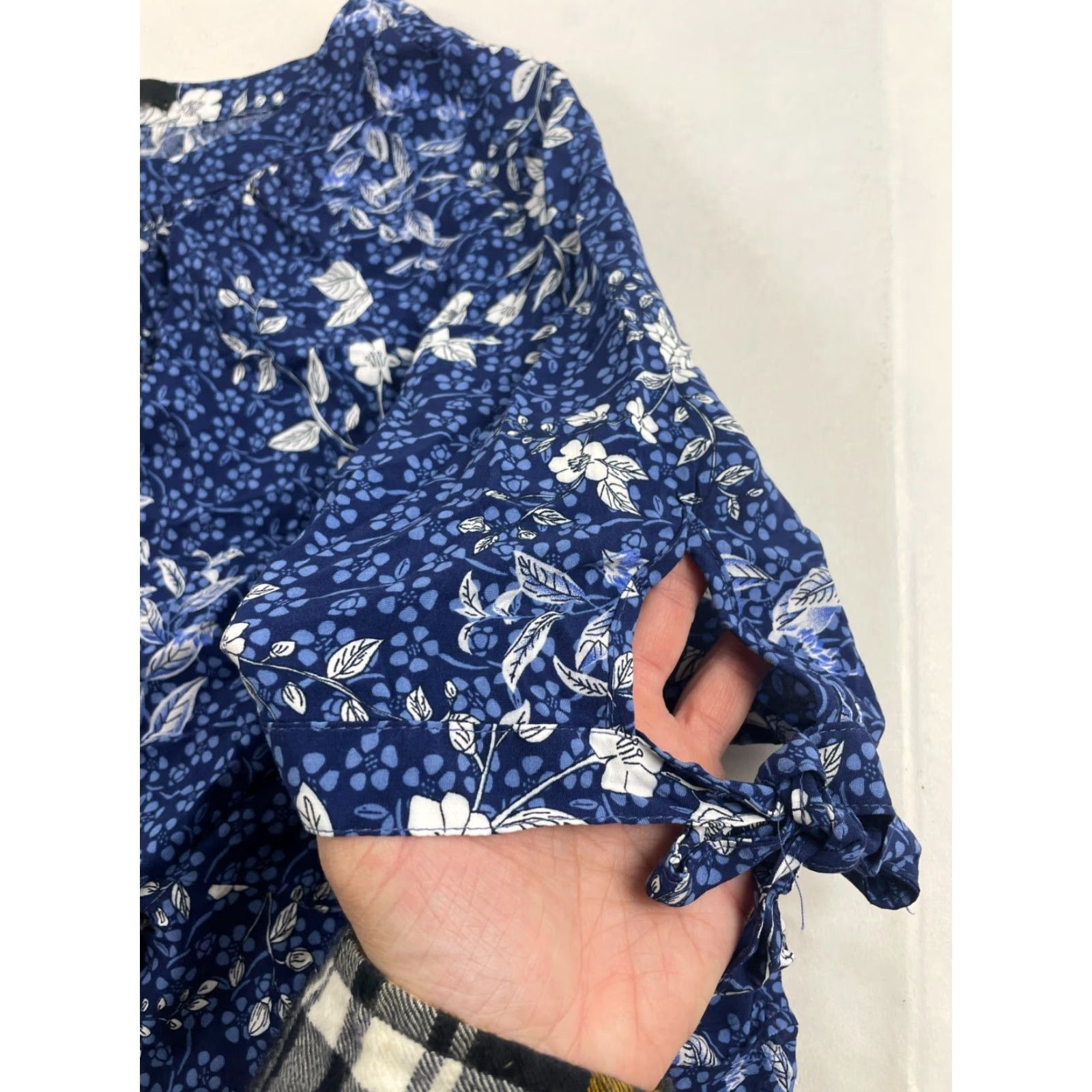 Vintage Ellos Short Dress Women's Size 14 Blue Floral Above Knee Sleeve Hem Tie Boatneck Shirt Dress Womens Size 36" / US 14 / IT 50 - 6 Thumbnail