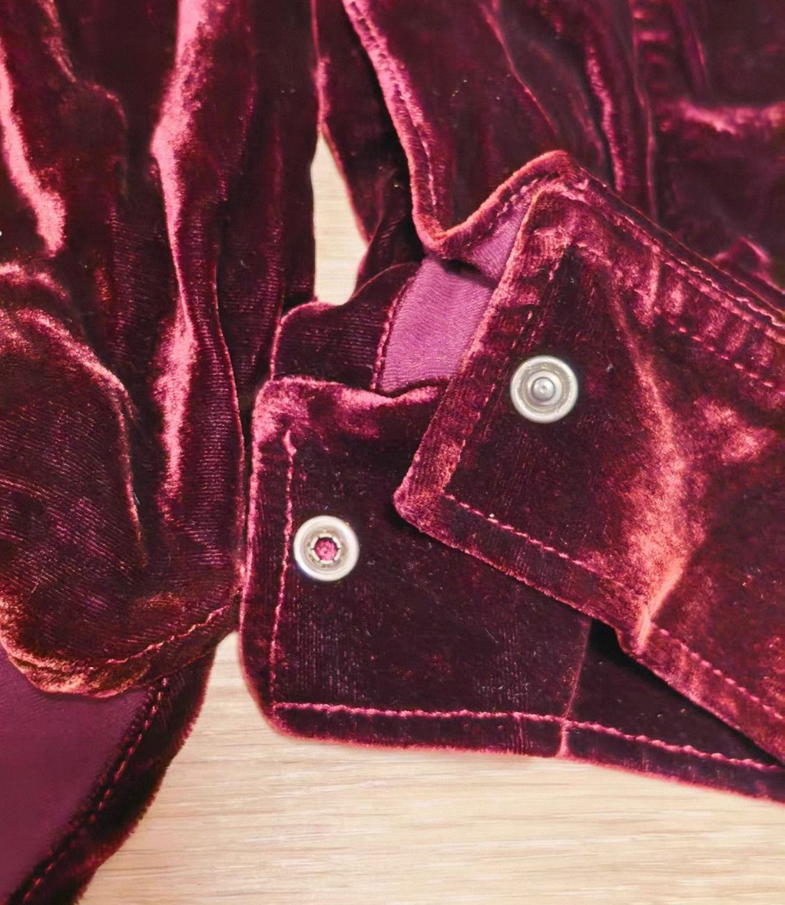 Saint Laurent Paris Saint Laurent Red Velvet Western Shirt. Size US XS / EU 42 / 0 - 5 Thumbnail