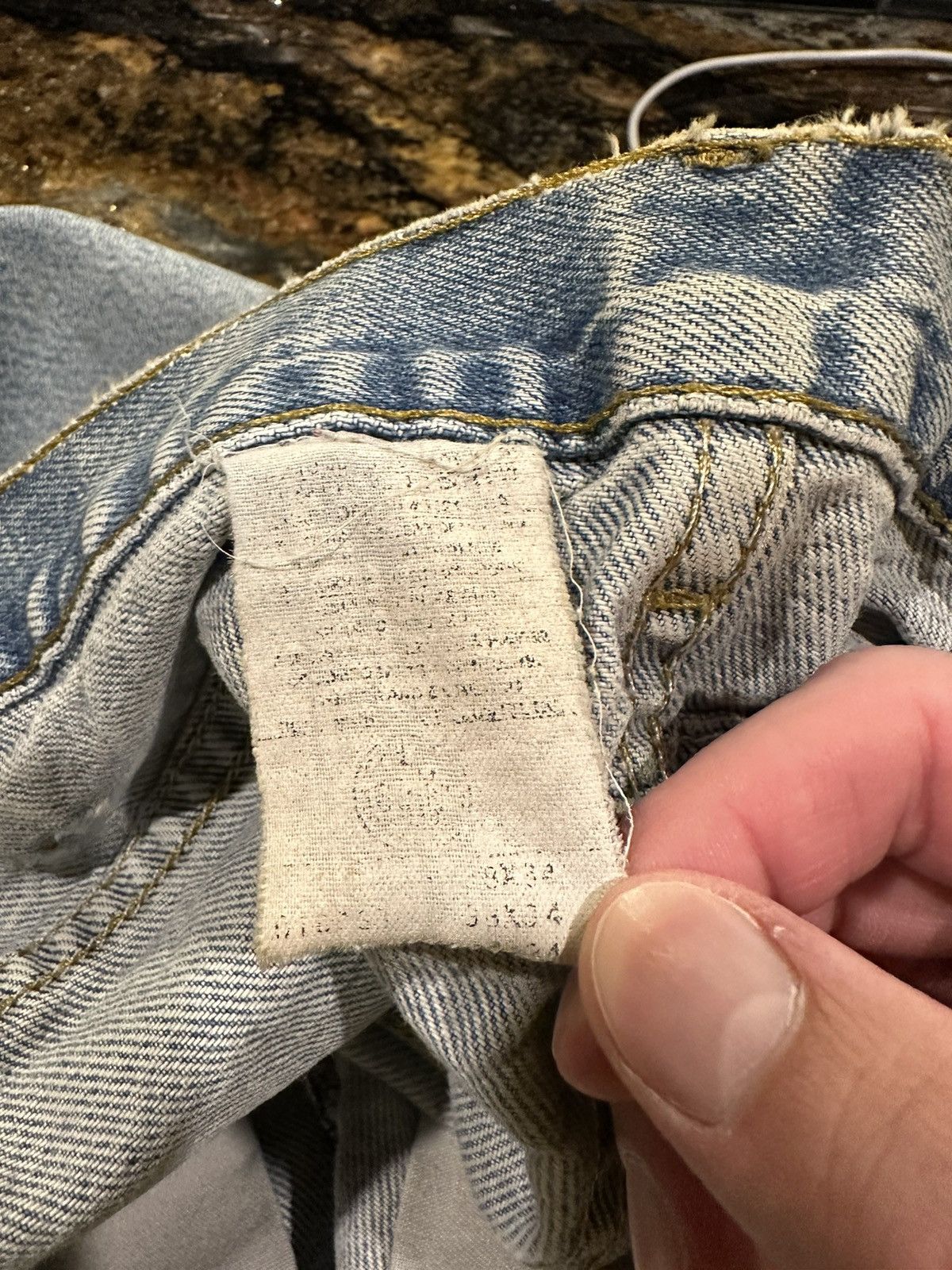 Carhartt Vintage Carhartt Thrashed / Distressed Blue Denim Jeans Size US 36 / EU 52 - 14 Thumbnail
