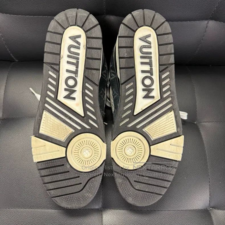 Louis Vuitton Louis Vuitton Trianer black and white denim low-cut board Size US 9 / EU 42 - 7 Thumbnail