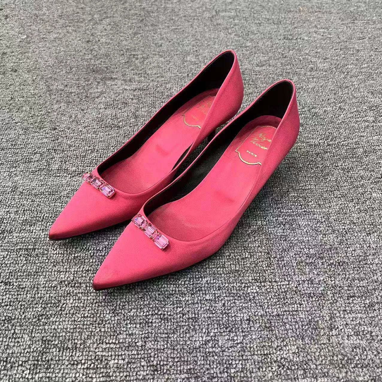 Roger Vivier Roger Vivier RV Silk Satin Diamond Heels Size US 6.5 / IT 36.5 - 1 Thumbnail