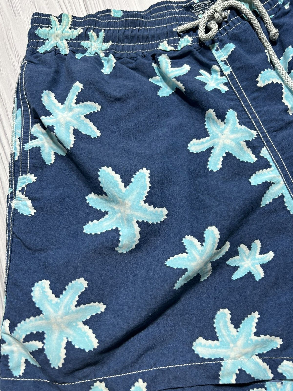 Designer × Vilebrequin Vilebrequin Nylon Beach Shorts Size L Size US 33 - 5 Thumbnail