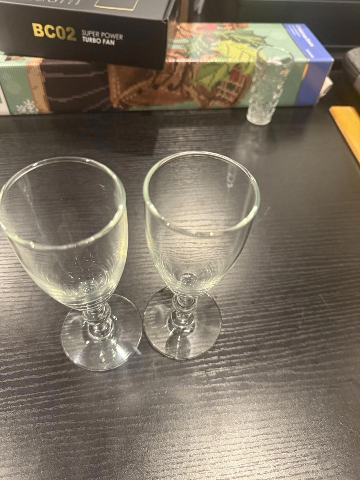 Designer Whiskey Sour Glasses Georgian Pattern, set of 2 Size ONE SIZE - 2 Thumbnail
