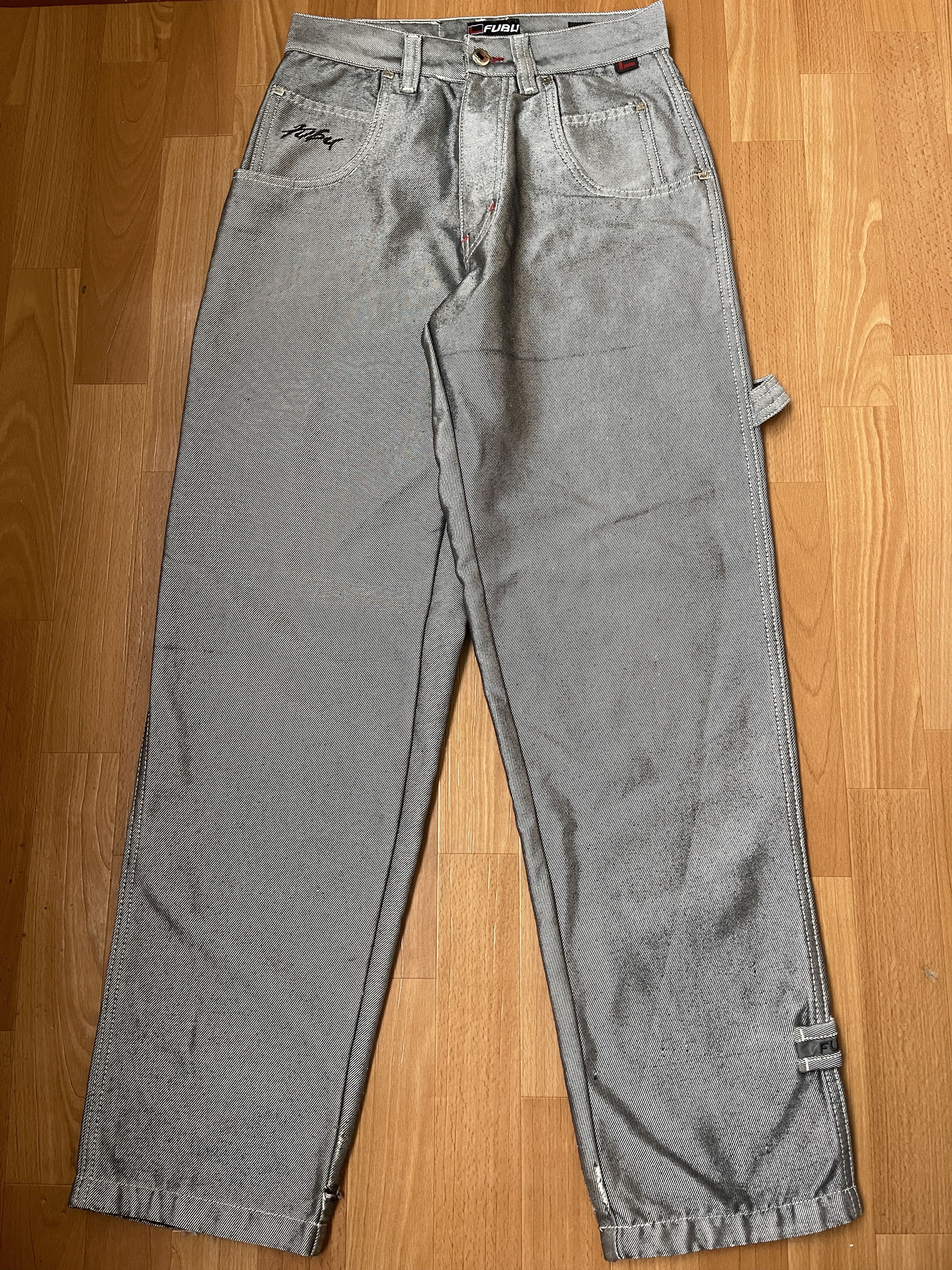 Fubu FUBU jeans shiny vintage baggy jeans silver metallic size 28 Size US 28 / EU 44 - 4 Thumbnail