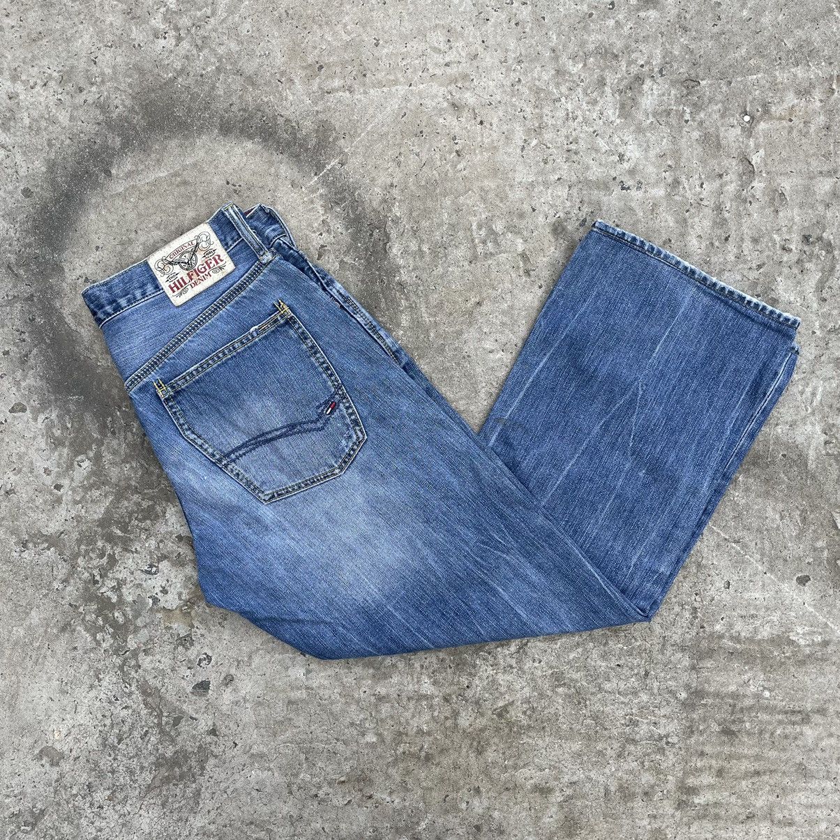 Tommy Hilfiger × Vintage Vintage Tommy Hilfiger Jeans Size 30 Y2K 90s Style USA Size US 30 / EU 46 - 1 Thumbnail
