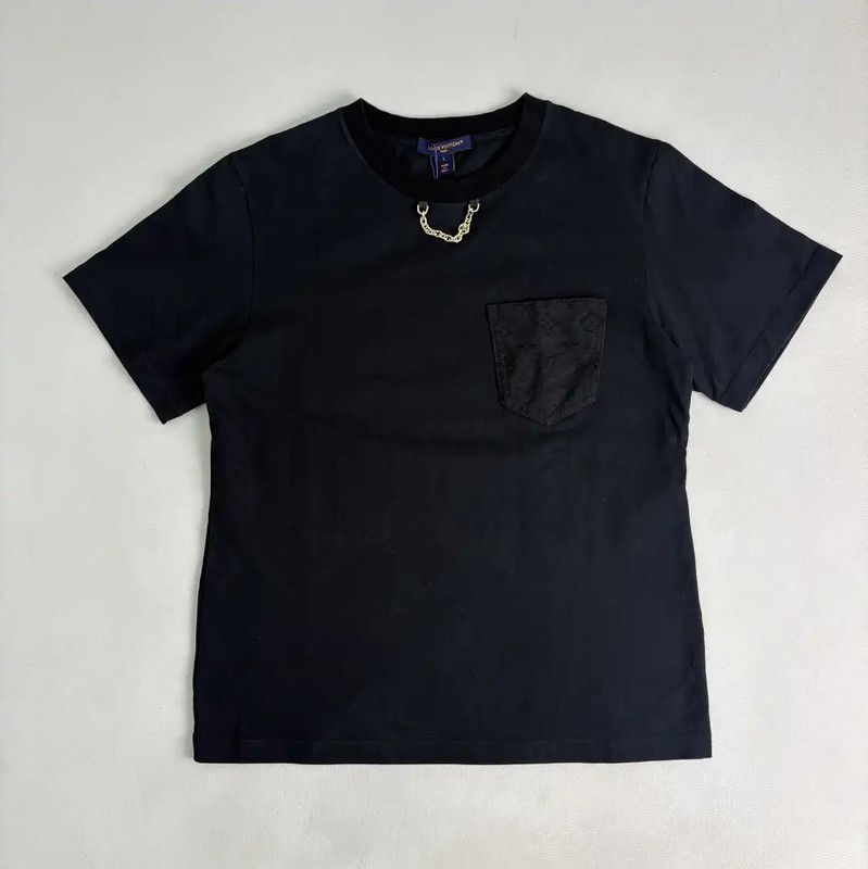 Louis Vuitton Louis Vuitton Black Cotton T-Shirt for Women 0089 Size L / US 10 / IT 46 - 1 Thumbnail