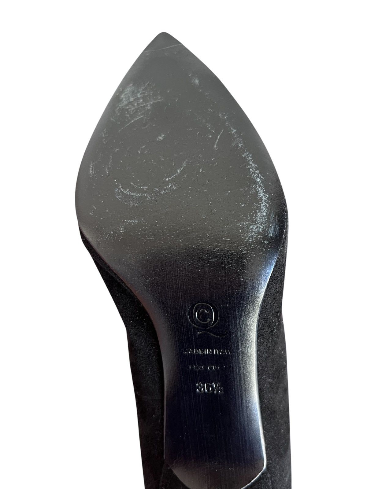 Alexander McQueen Alexander McQueen Silver-Capped Pumps in Black Suede Sz 36.5 Size US 6.5 / IT 36.5 - 4 Thumbnail
