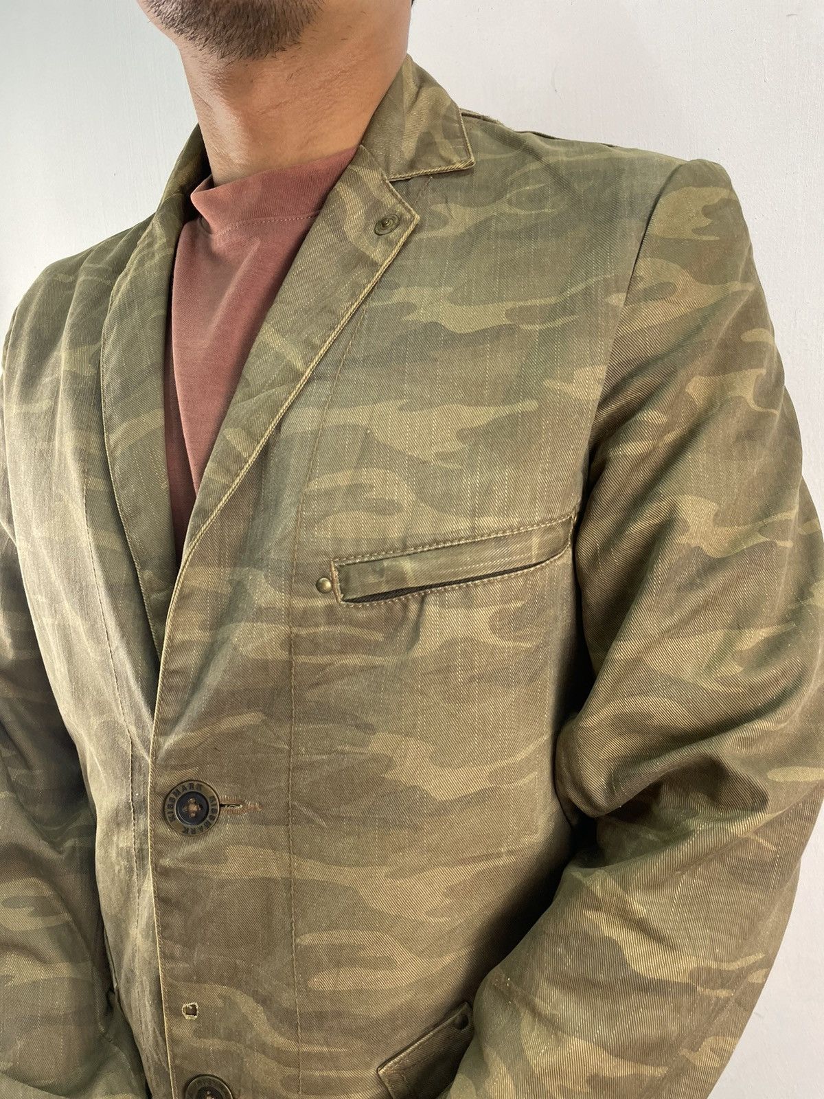 Japanese Brand Vintage Kissmark Camo Denim Blazer Jacket Size US L / EU 52-54 / 3 - 5 Thumbnail