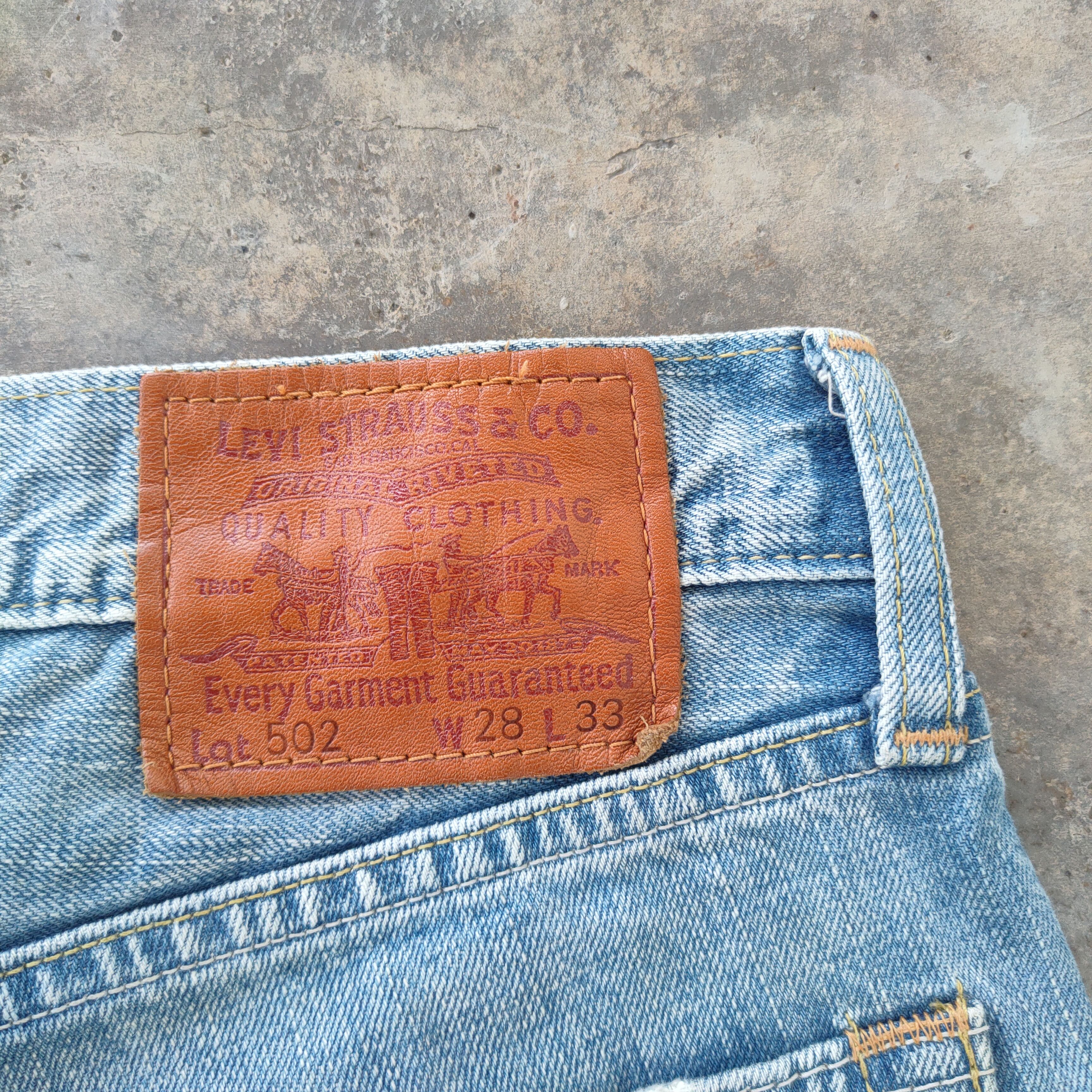 Levi's Vintage Clothing # LEVIS 502 VINTAGE FADED RIPPED JEANS DENIM PANTS Size US 30 / EU 46 - 12 Thumbnail
