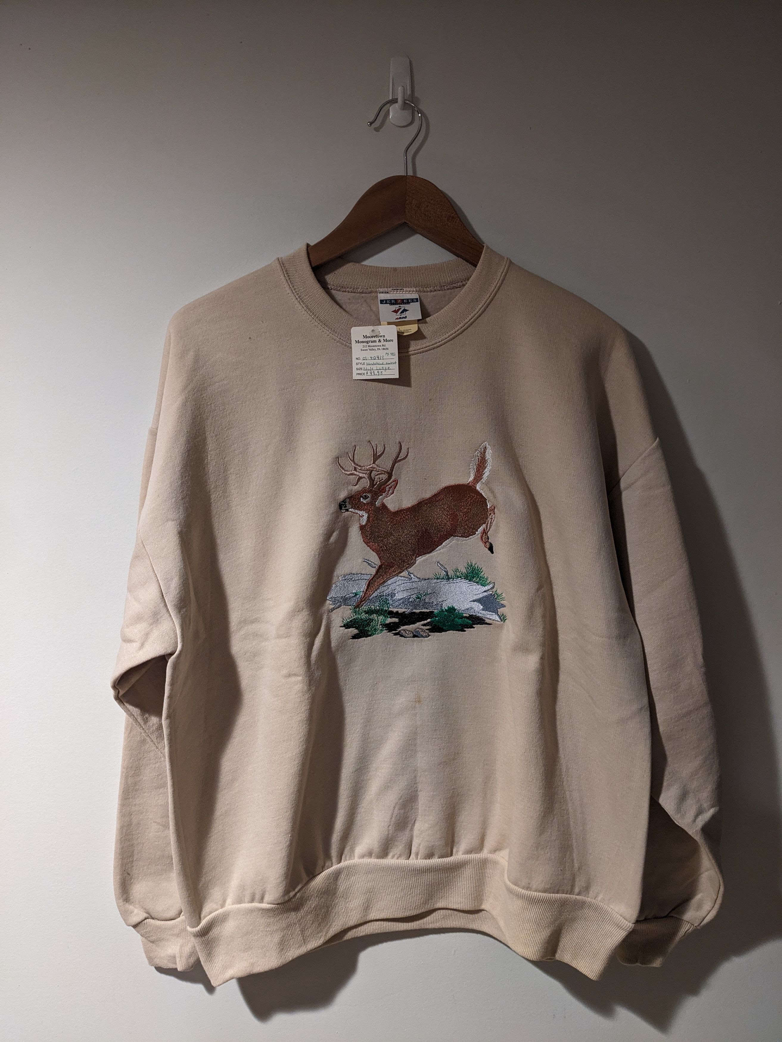 Vintage Vintage 90s Deer Animal Nature Embroidery Sweatshirt Size US L / EU 52-54 / 3 - 1 Thumbnail