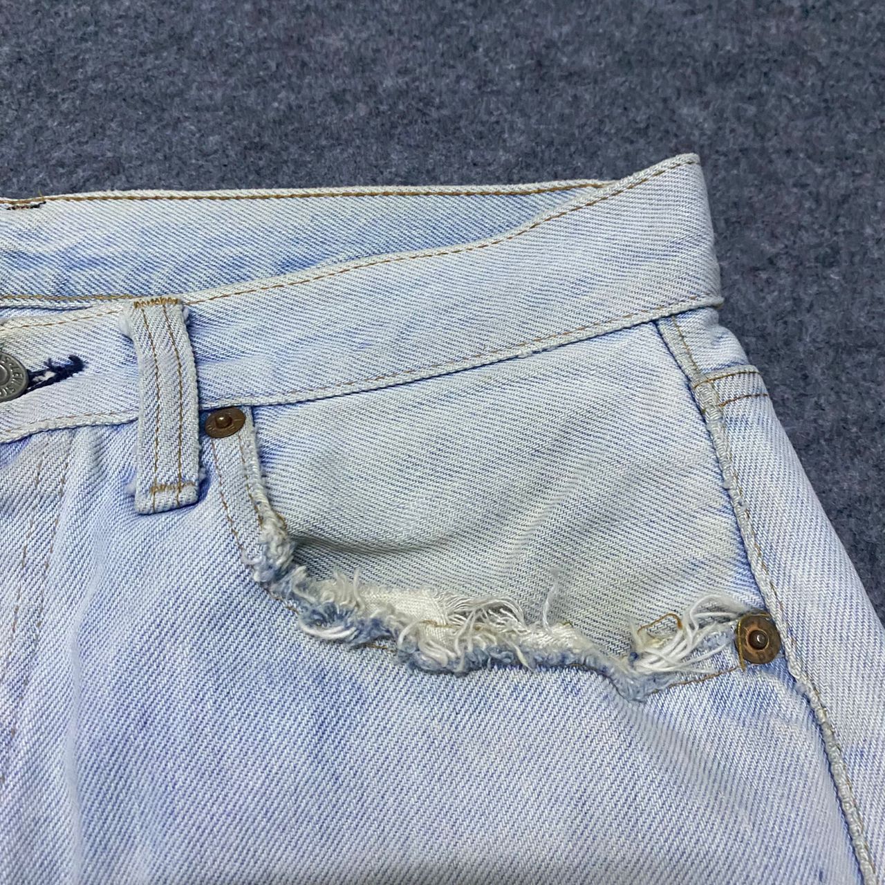 Levi's Vintage 80s Levis 501 Button 6 Distressed Denim Size US 30 / EU 46 - 11 Thumbnail